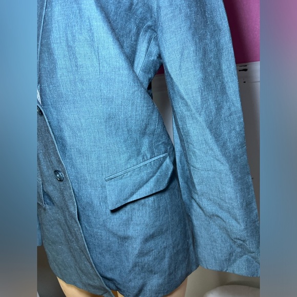 Elegant Blue Women's Blazer - Picture 5 of 10